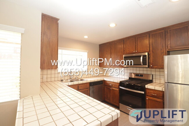 Building Photo - 4720 Soria Dr