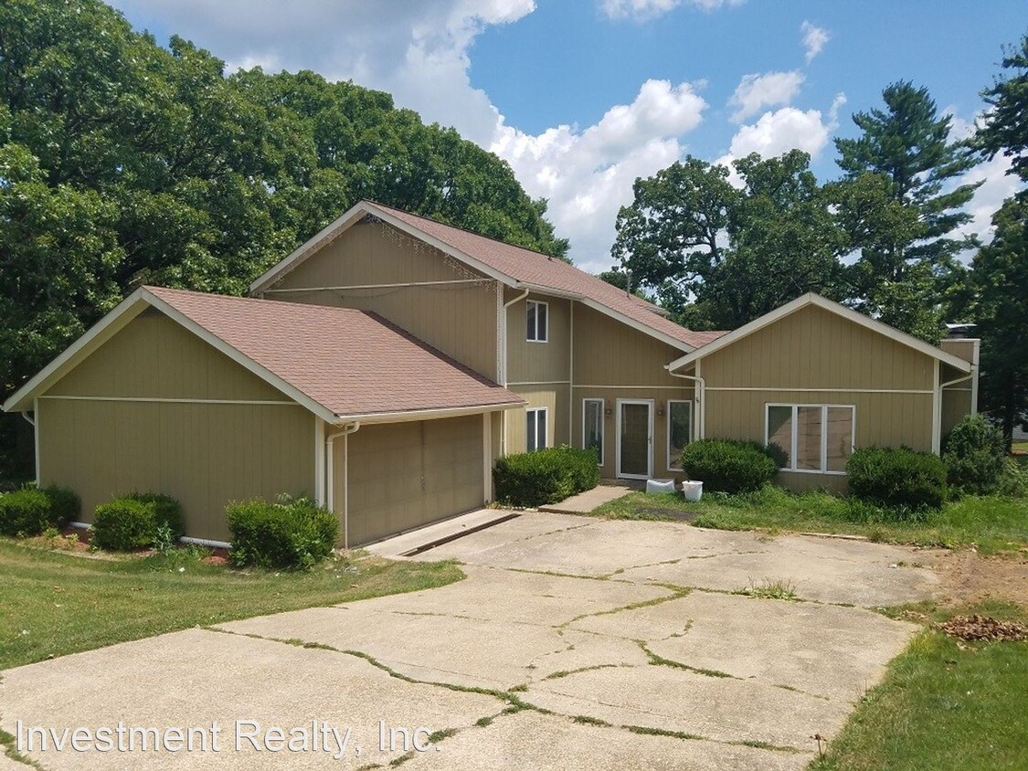 Primary Photo - 4 br, 2.5 bath House - 1608 Wilson Circle