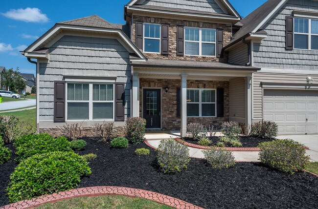 Building Photo - 201 Abbey Gardens Ln