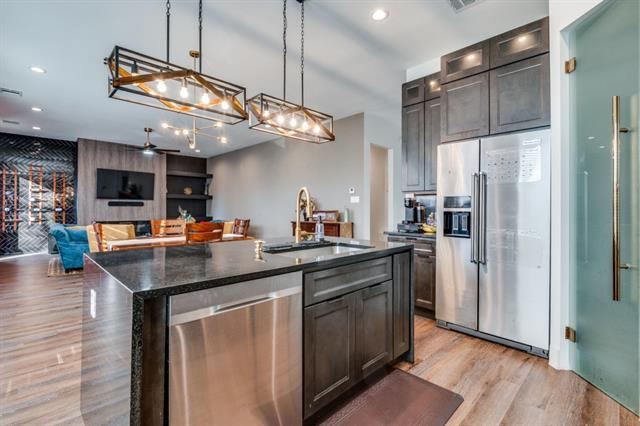 Foto del edificio - 324 S Main St