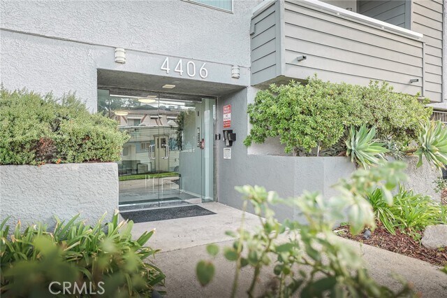 Foto del edificio - 4406 Cahuenga Blvd