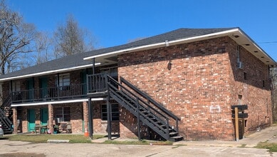 Building Photo - 4747 Annette St