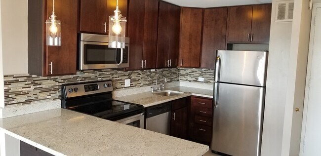 Foto del edificio - 5445 N Sheridan Rd