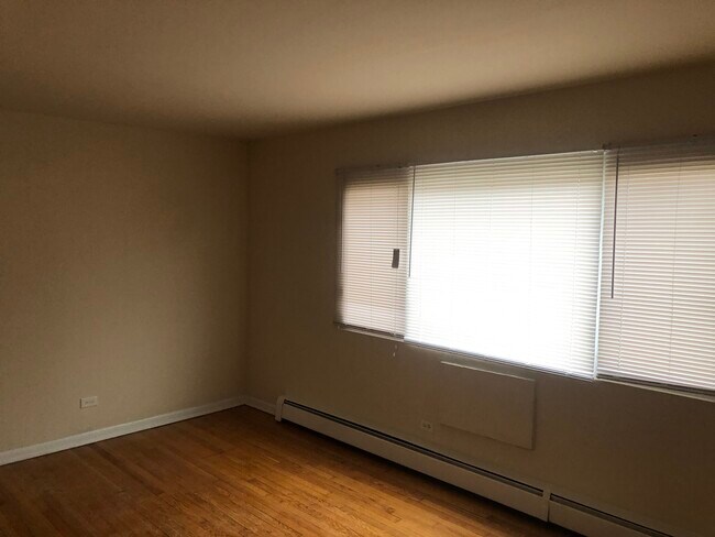 Living room - 9101 S Cottage Grove Ave