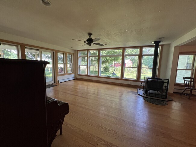 Foto del edificio - 1685 Trumansburg Rd
