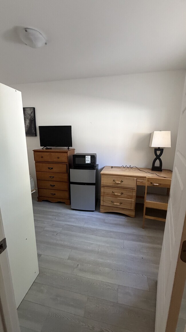 Photo du bâtiment - Spacious 4 Bedrooms apartment for rent - all inclusive and fully furnished