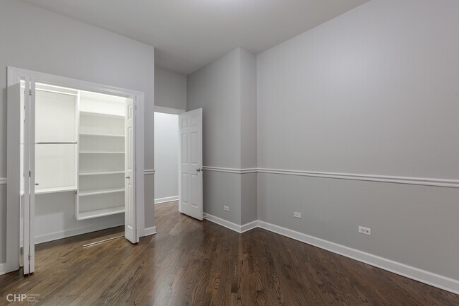 Building Photo - 2938 N Damen Ave