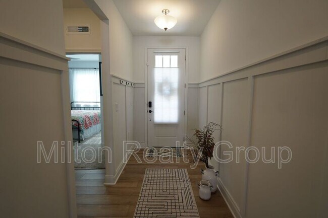 Foto del edificio - 108 Providence Crk Dr