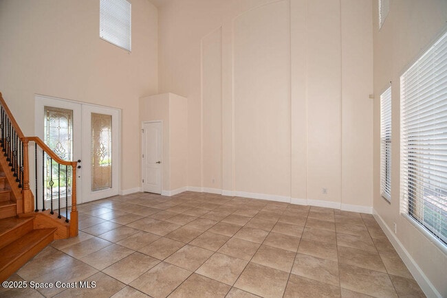Building Photo - 1260 Talon Way
