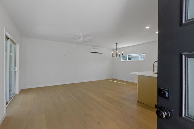 Foto del edificio - Brand New Construction! 3 Bedroom/ 2 Bath ...