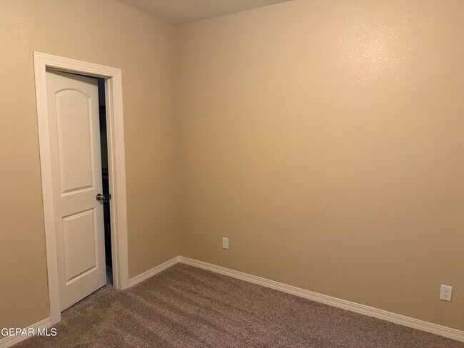 Foto del edificio - 416 Quiet Pr Dr