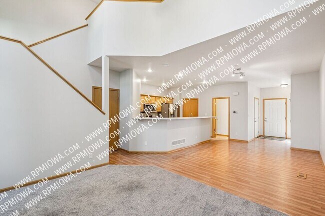 Foto del edificio - 513 E 4th St