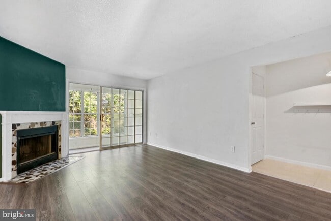 Building Photo - 9240 Caspian Way