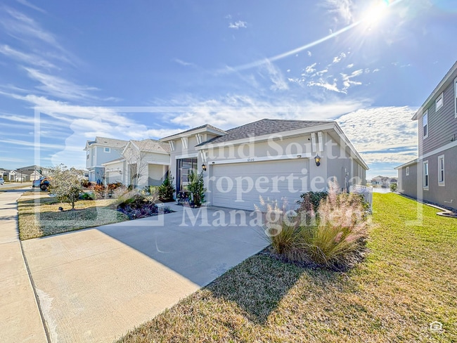 Building Photo - 6720 Great Bear Dr