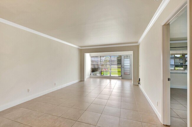 Foto del edificio - 2840 SW 13th St