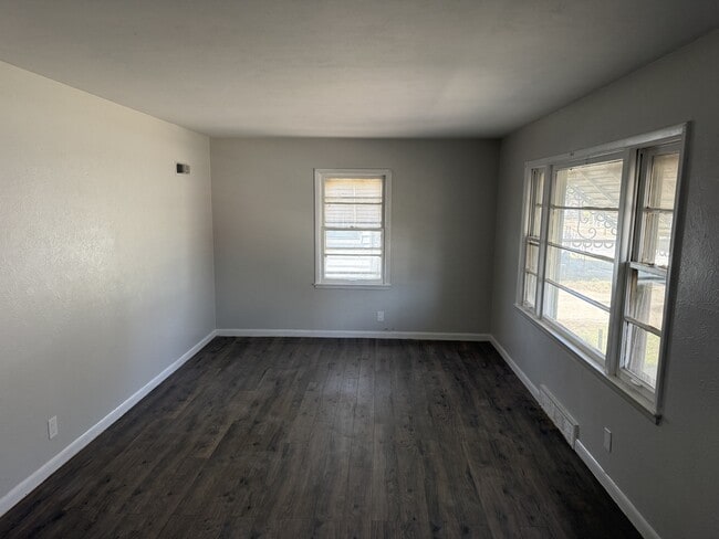 Foto del edificio - 2704 W Garden St