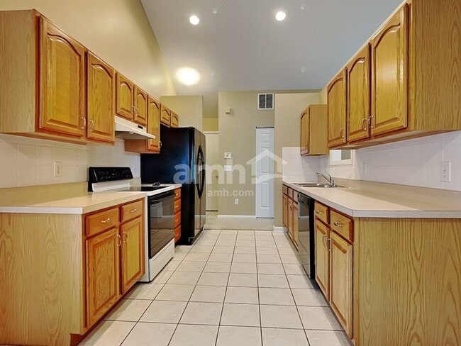 Foto del edificio - 123 Shaw Rd