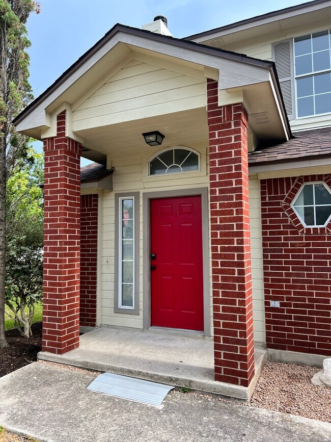 Foto del edificio - 740 Winborne Way