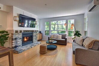 Building Photo - 227 Chem. des Quatre-Sommets