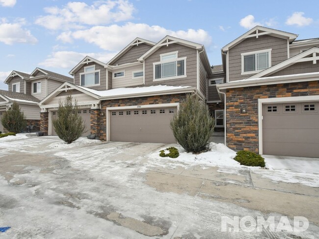 Building Photo - 3 Bedroom Townhome in Aurora