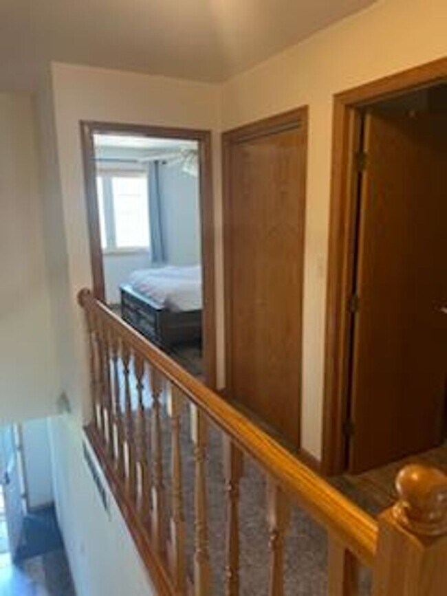Foto del edificio - Hutchinson Rental