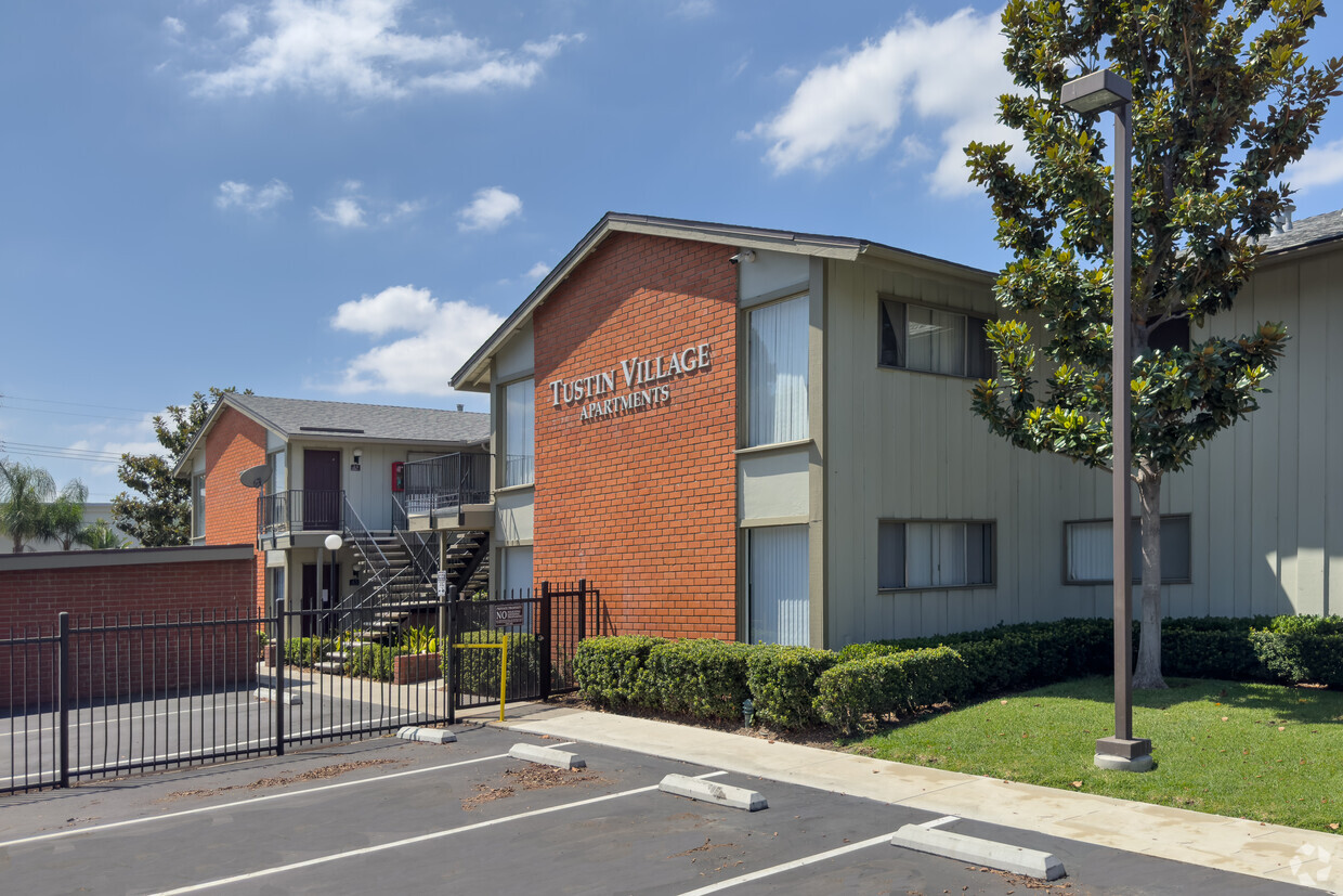 Primary Photo - Tustin Village Apartments