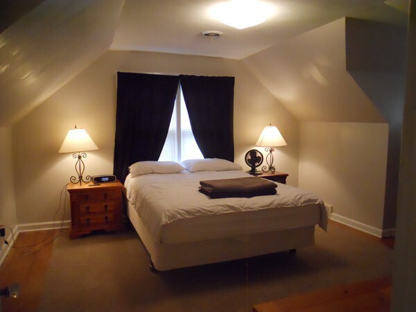 Bedroom - 1422 Legore Ln