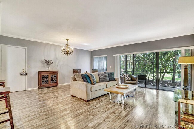 Building Photo - 11863 Wimbledon Cir