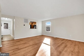 Building Photo - 9114 Aspenpark Ct