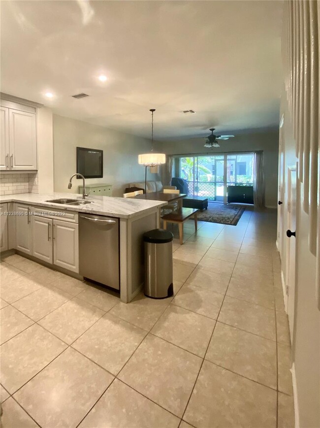 Foto del edificio - 237 SW 122nd Ave