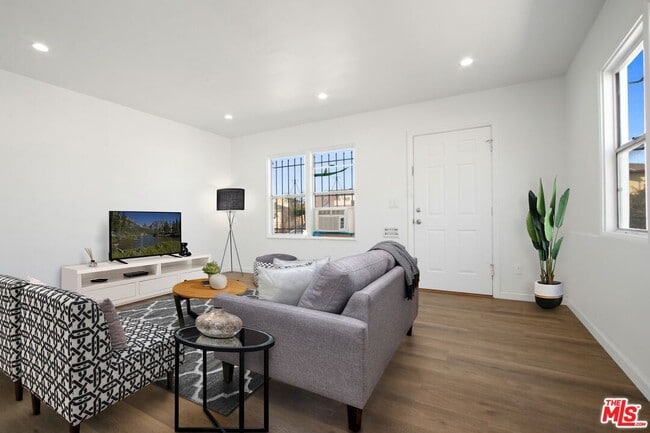 Foto del edificio - 1518 W 85th St