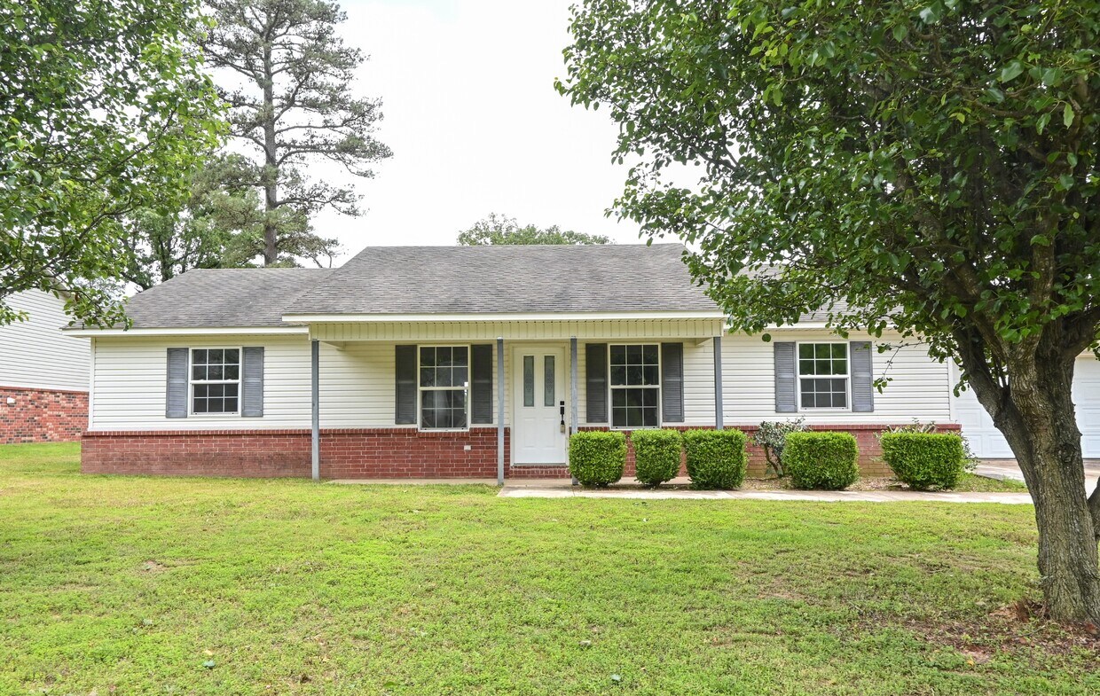 Foto principal - 1002 Tate St