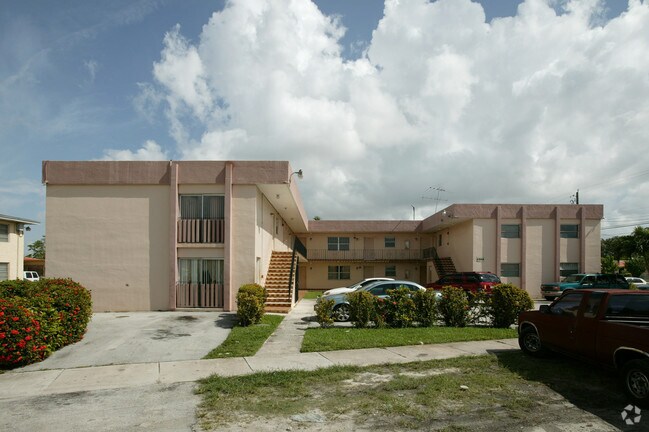 Building Photo - 6365 SW 8th St