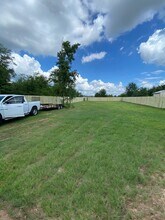 Building Photo - 415 County Rd 3560
