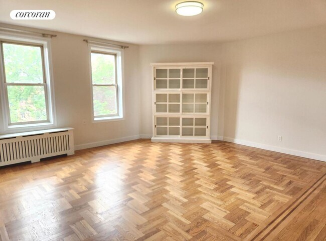 Foto del edificio - 3900 Greystone Ave