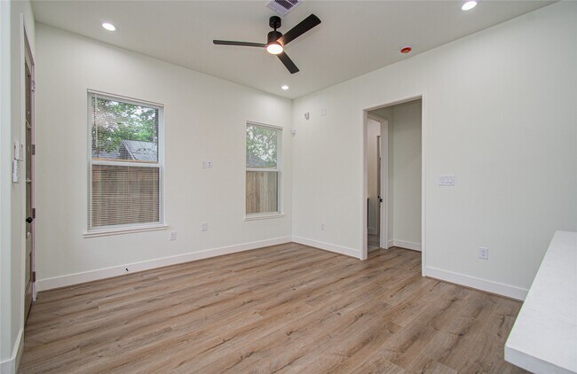 Foto del edificio - 4603 Edison St