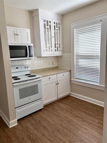 Building Photo - 905 N Bishop Ave