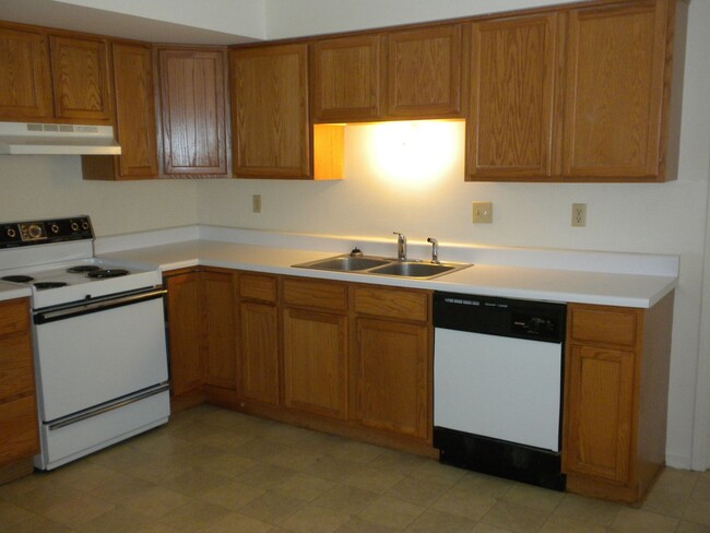 Foto del edificio - 4819 Meadow Lark Ln