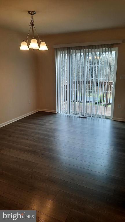 Foto del edificio - 945 Admiral's Quay Dr