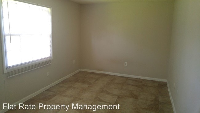 Building Photo - 11600 Mendel Dr
