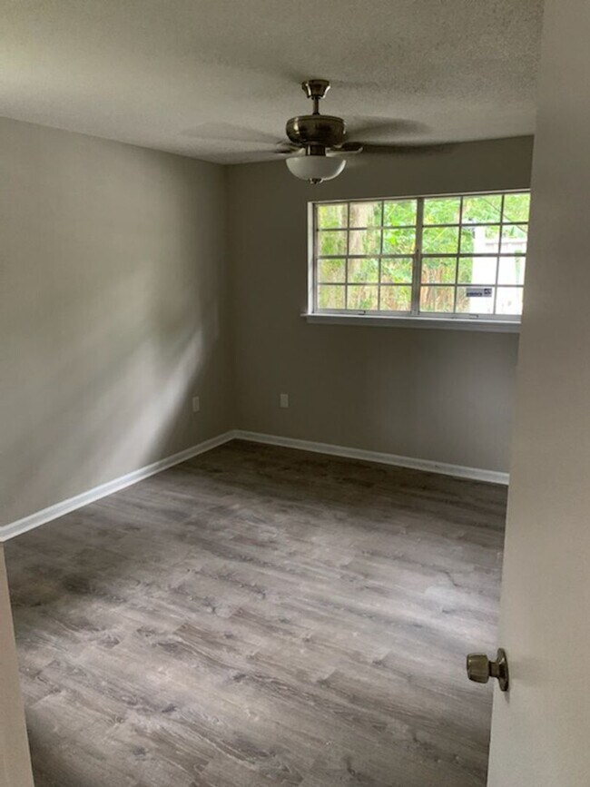 Foto del edificio - Quiet neighborhood