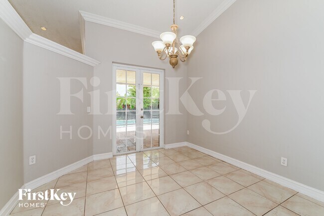 Building Photo - 10901 SW 161st Pl