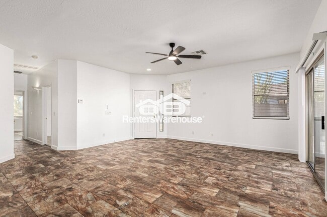 Foto del edificio - 17088 W Lundberg St