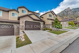 Building Photo - 1638 E Aspen Loop