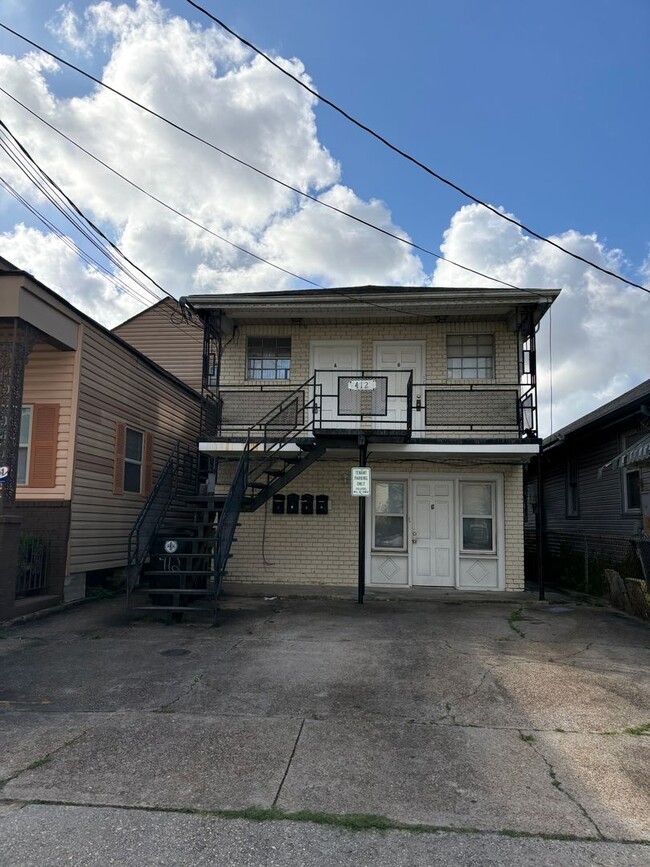 Building Photo - 412 S Murat St