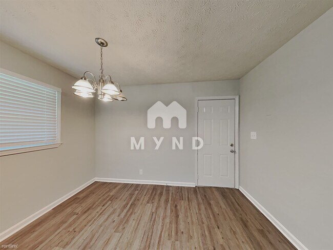 Building Photo - 3 br, 1.5 bath House - 3674 Briar Dr