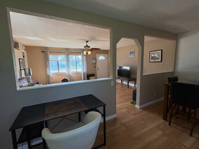 Building Photo - 5416 Turton Ln