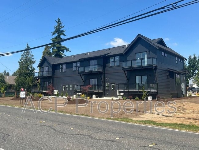 Building Photo - 1318 Bradley Ct