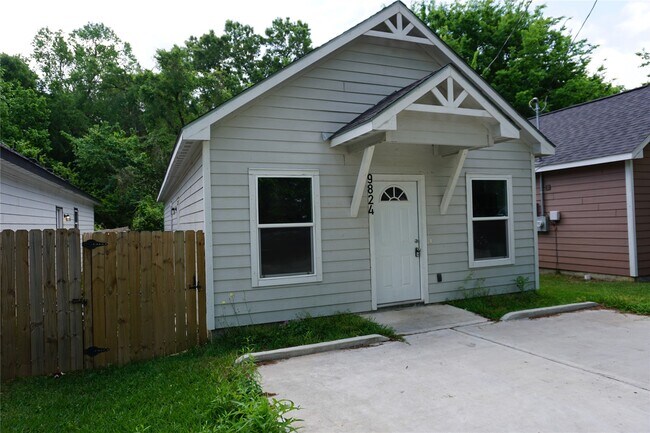 Foto del edificio - 9824 Arbor Oak