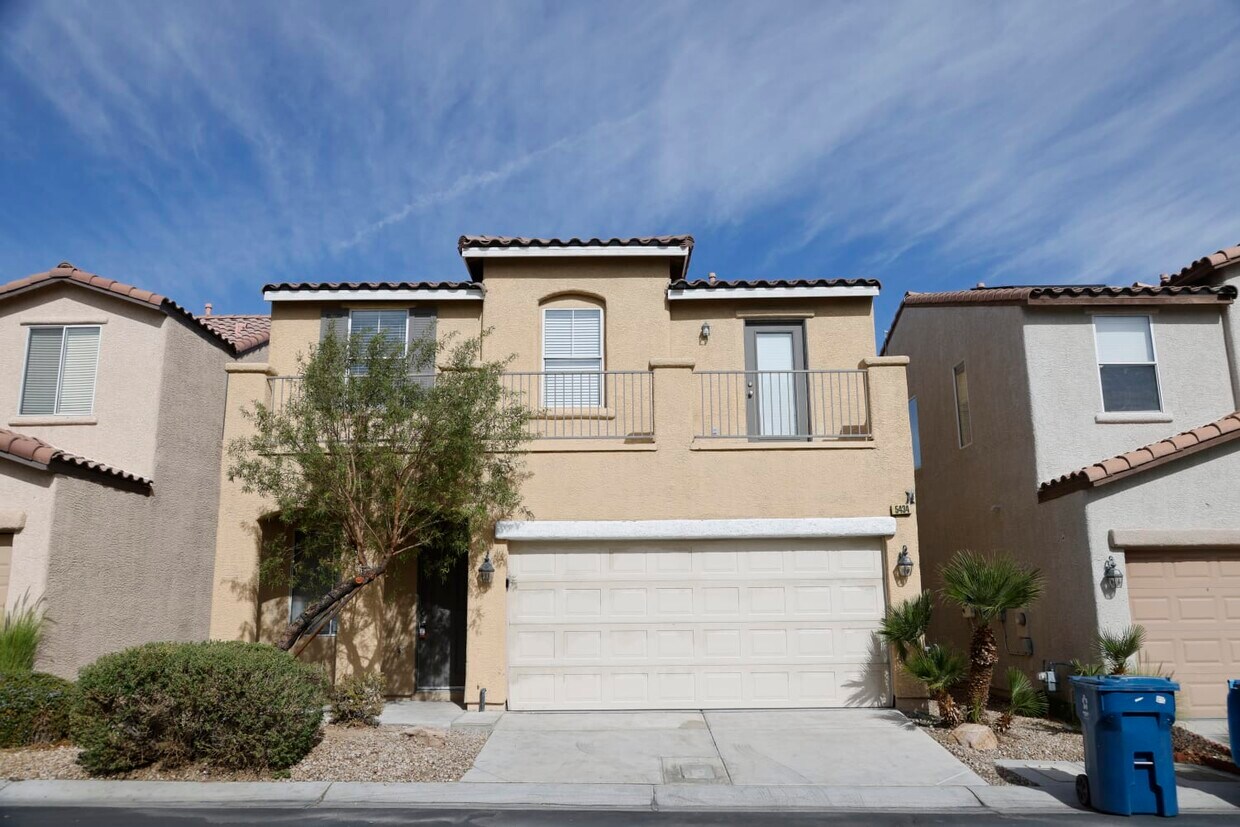 Primary Photo - 5434 Encino Springs Avenue